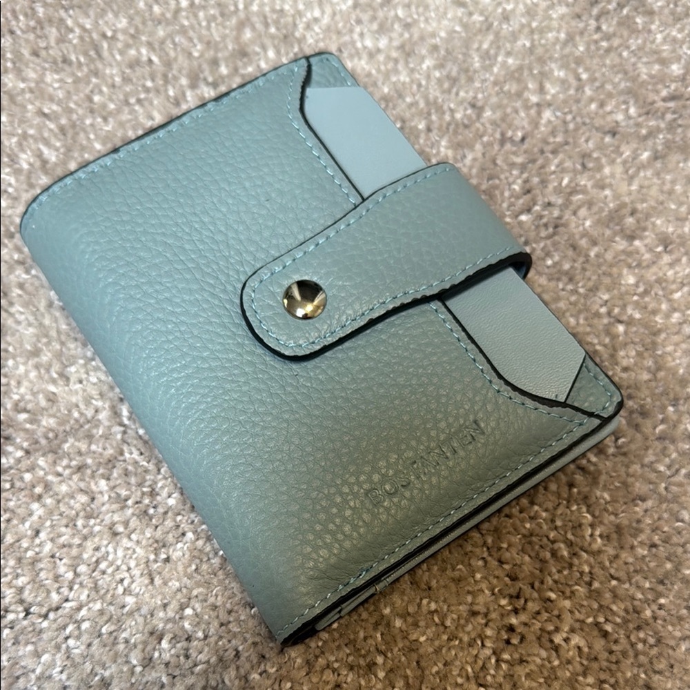 Blue grained Leather compact Wallet NWT